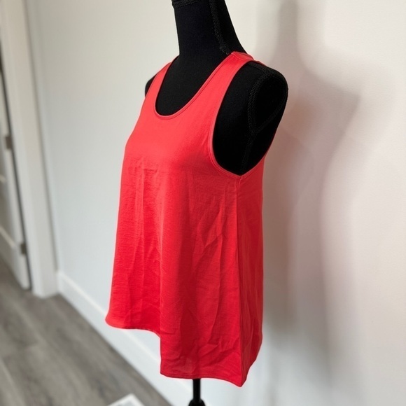 Fabletics Strawberry Red Ecosatin Tank Scoop Neck Loose Fit (XXS) - Picture 3 of 8